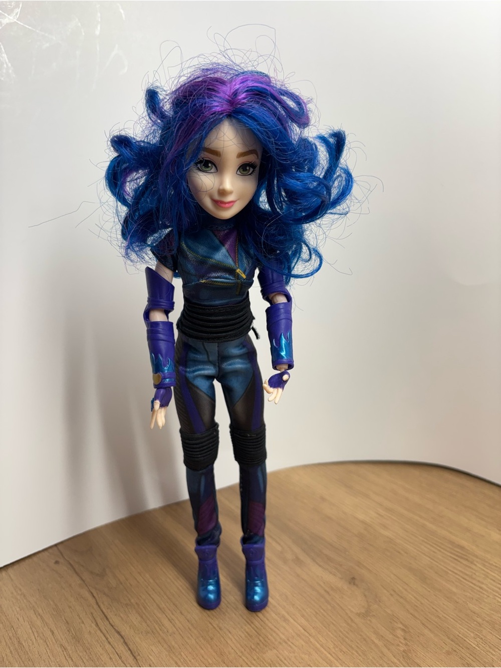 Disney Descendants 3 Mal Maleficent Doll 11" With Outfit & Shoes